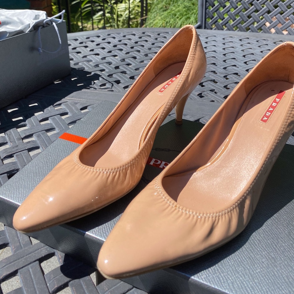 Prada Vernice Soft nude patent heels